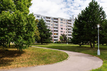 Byt 3+1, po kompletní nadstandardní rekonstrukci, 73 m2+lodžie, Horníkova, Líšeň, Brno - Prodej bytu 3+1 v osobním vlastnictví 73 m², Brno