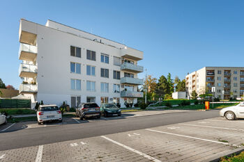 Byt 2+kk s terasou, Otakara Kubína, Boskovice - Prodej bytu 2+kk v osobním vlastnictví 51 m², Boskovice