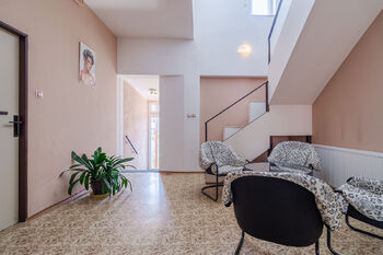 Prodej rodinného domu se zahradou, 216 m2, plocha pozemku 181 m2, ulice Brandlova, Hodonín - Prodej domu 216 m², Hodonín
