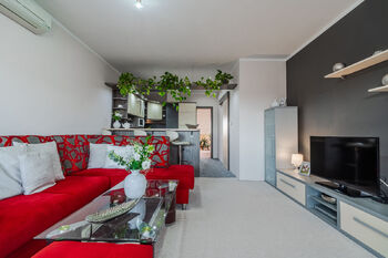 Prodej rodinného domu se zahradou, 216 m2, plocha pozemku 181 m2, ulice Brandlova, Hodonín - Prodej domu 216 m², Hodonín