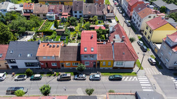 Prodej rodinného domu se zahradou, 216 m2, plocha pozemku 181 m2, ulice Brandlova, Hodonín - Prodej domu 216 m², Hodonín