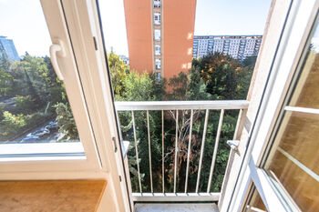 Pronájem bytu 2+kk v osobním vlastnictví 43 m², Praha 8 - Kobylisy