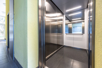 Pronájem bytu 2+kk v osobním vlastnictví 43 m², Praha 8 - Kobylisy