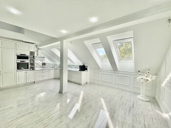 Pronájem bytu 2+kk v osobním vlastnictví 97 m², Svémyslice