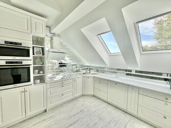 Pronájem bytu 2+kk v osobním vlastnictví 97 m², Svémyslice