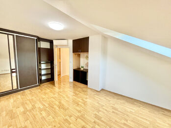 Pronájem bytu 5+1 v osobním vlastnictví 127 m², Praha 1 - Nové Město