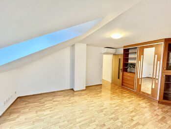 Pronájem bytu 5+1 v osobním vlastnictví 127 m², Praha 1 - Nové Město