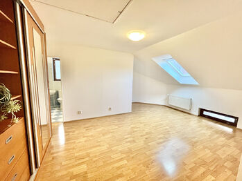 Pronájem bytu 5+1 v osobním vlastnictví 127 m², Praha 1 - Nové Město