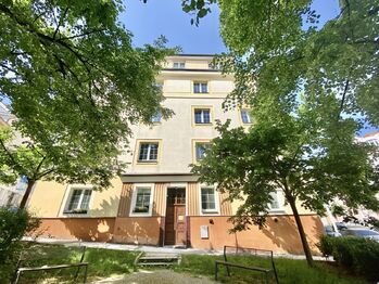 Pronájem bytu 3+kk v osobním vlastnictví 74 m², Praha 6 - Břevnov