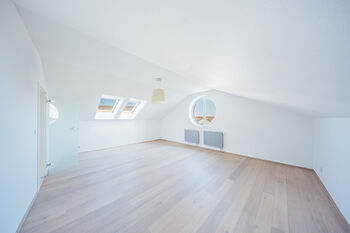 Prodej bytu 3+1 v osobním vlastnictví 134 m², Dolní Břežany