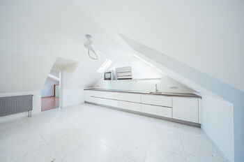 Prodej bytu 3+1 v osobním vlastnictví 134 m², Dolní Břežany