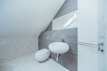 Prodej bytu 3+1 v osobním vlastnictví 134 m², Dolní Břežany