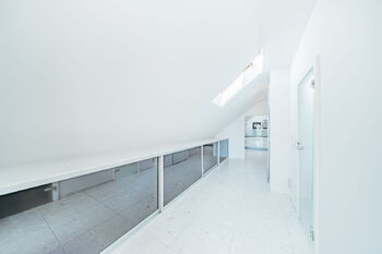 Prodej bytu 3+1 v osobním vlastnictví 134 m², Dolní Břežany