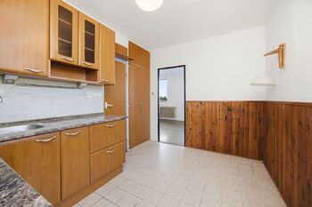 Prodej bytu 3+1 v osobním vlastnictví 68 m², Praha 4 - Krč