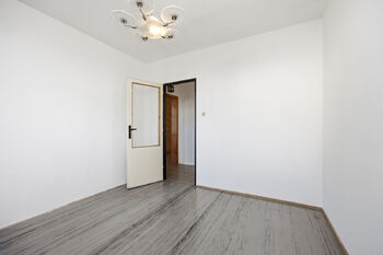 Ložnice 1  - Prodej bytu 3+1 v osobním vlastnictví 68 m², Praha 4 - Krč