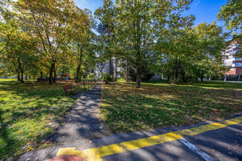 Okolí - Prodej bytu 3+1 v osobním vlastnictví 68 m², Praha 4 - Krč