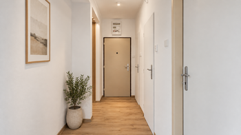 Prodej bytu 2+kk v osobním vlastnictví 62 m², Petrohrad