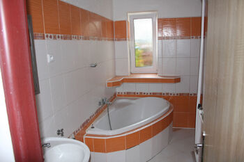 Pronájem domu 158 m², Bělčice