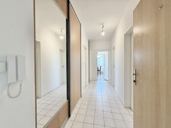 Pronájem bytu 2+1 v osobním vlastnictví 64 m², Kladno