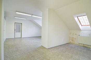 Prodej kancelářských prostor 320 m², Břeclav