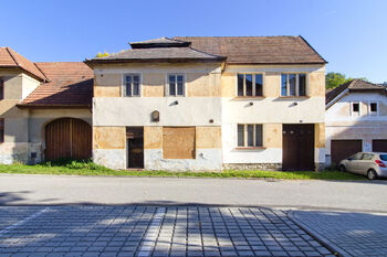 Prodej domu 272 m², Chýnov