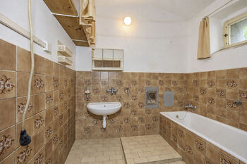 Prodej domu 255 m², Březina