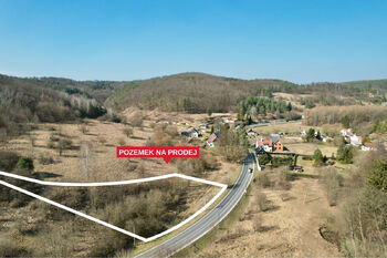 Prodej pozemku 2571 m², Medonosy
