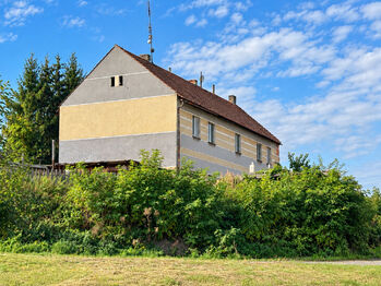 Prodej pozemku 21817 m², Dřetovice