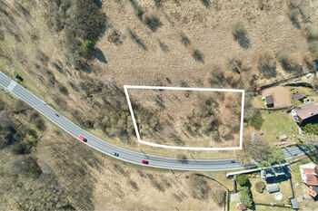 Prodej pozemku 1568 m², Medonosy