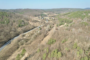 Prodej pozemku 6644 m², Medonosy