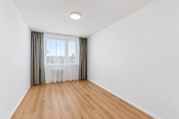 Ložnice - Prodej bytu 4+kk v osobním vlastnictví 92 m², Kostelec nad Černými lesy