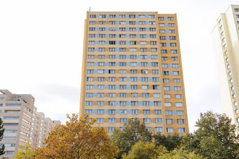 Prodej bytu 1+kk v osobním vlastnictví 27 m², Praha 4 - Háje