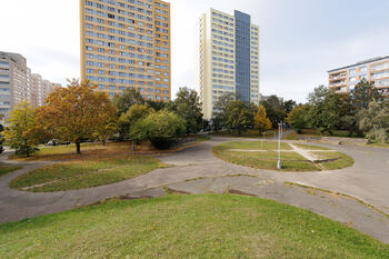 Prodej bytu 1+kk v osobním vlastnictví 27 m², Praha 4 - Háje