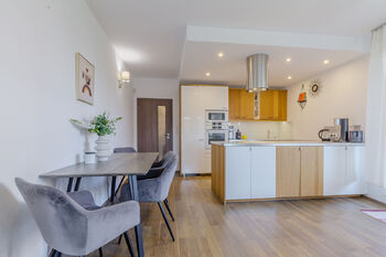 Pronájem bytu 3+kk v osobním vlastnictví 101 m², Praha 10 - Pitkovice