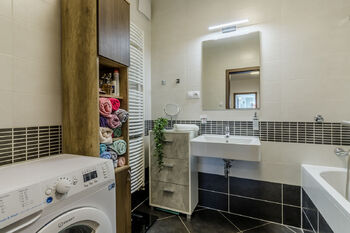 Pronájem bytu 3+kk v osobním vlastnictví 101 m², Praha 10 - Pitkovice