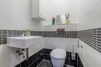 Pronájem bytu 3+kk v osobním vlastnictví 101 m², Praha 10 - Pitkovice
