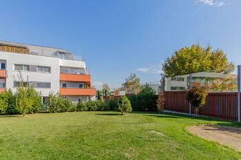 Pronájem bytu 3+kk v osobním vlastnictví 101 m², Praha 10 - Pitkovice