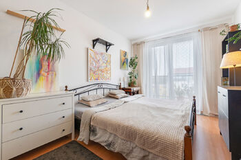 Ložnice - Prodej bytu 3+kk v osobním vlastnictví 89 m², Praha 9 - Újezd nad Lesy