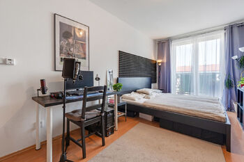 Dětský pokoj - Prodej bytu 3+kk v osobním vlastnictví 89 m², Praha 9 - Újezd nad Lesy