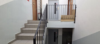 Společné prostory  - Prodej bytu 3+kk v osobním vlastnictví 89 m², Praha 9 - Újezd nad Lesy