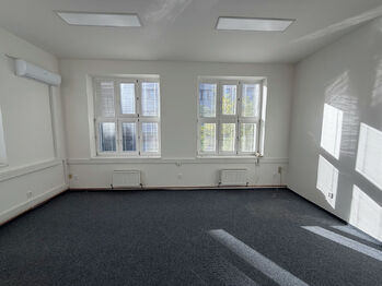 Pronájem kancelářských prostor 27 m², Praha 7 - Holešovice