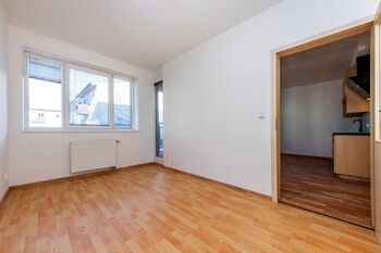 Prodej bytu 2+kk v osobním vlastnictví 43 m², Kladno