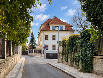 Pronájem bytu 2+kk v osobním vlastnictví 65 m², Praha 10 - Vinohrady