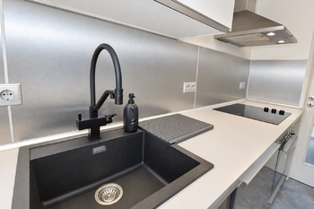 Pronájem bytu 2+kk v osobním vlastnictví 70 m², Praha 6 - Vokovice
