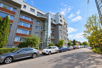 Pronájem bytu 2+kk v osobním vlastnictví 70 m², Praha 6 - Vokovice