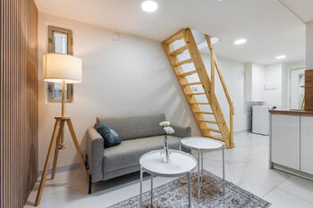 Prodej bytu 1+kk v osobním vlastnictví 17 m², Praha 5 - Košíře
