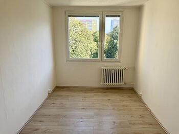 Prodej bytu 2+1 v osobním vlastnictví 42 m², Praha 8 - Bohnice