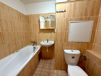 Prodej bytu 2+1 v osobním vlastnictví 42 m², Praha 8 - Bohnice