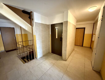 Prodej bytu 2+1 v osobním vlastnictví 42 m², Praha 8 - Bohnice
