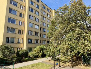 Prodej bytu 2+1 v osobním vlastnictví 42 m², Praha 8 - Bohnice
